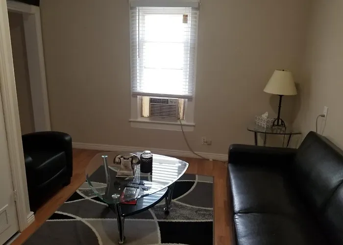 500/502 W 23rd St Holiday home *