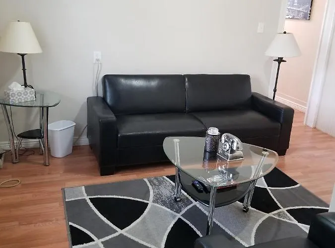 500/502 W 23rd St Holiday home *